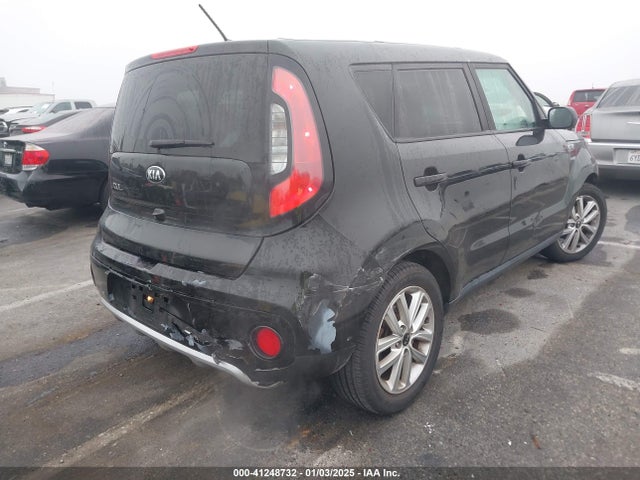 KIA SOUL + 2018 KNDJP3A52J7891168 Image 4