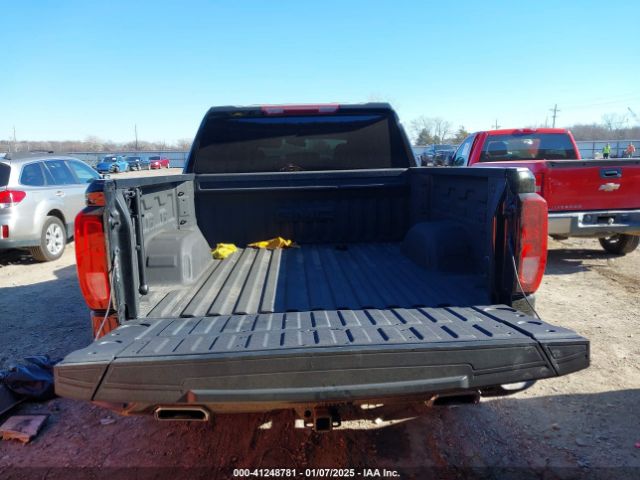 3GTUUCED4PG265688 GMC Sierra 1500 4wd  Short Box Elevation With 3sb