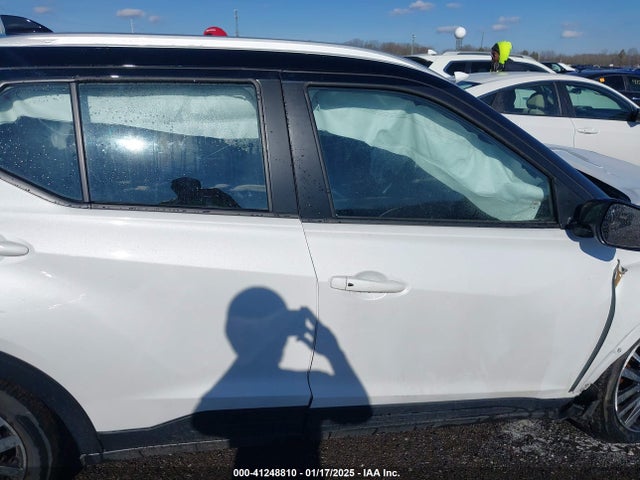 Nissan Kicks Sv Xtronic Cvt 2024 3N1CP5CV2RL519213 Image 13