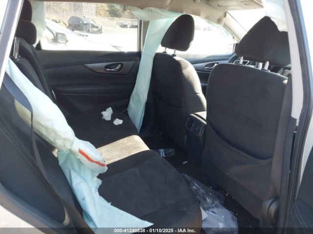 KNMAT2MV6FP550509 Nissan ROGUE SV