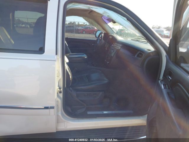 1GKS1MEF7ER220981 GMC Yukon Xl 1500 Denali