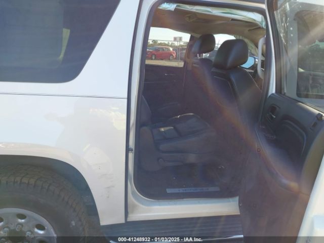 1GKS1MEF7ER220981 GMC Yukon Xl 1500 Denali