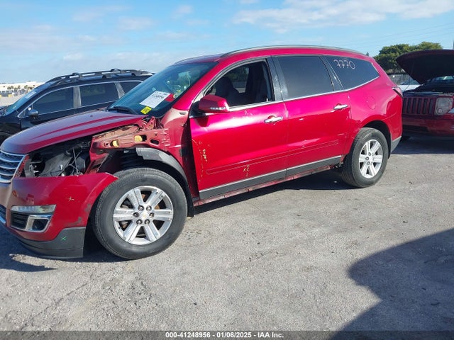 1GNKRHKD3EJ285573 Chevrolet Traverse 2lt