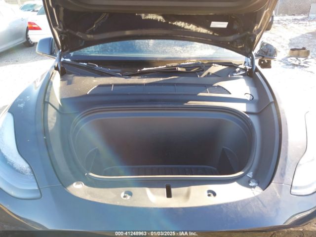 7SAYGAEE5RF201368 Tesla Model Y Long Range Dual Motor All-wheel Drive