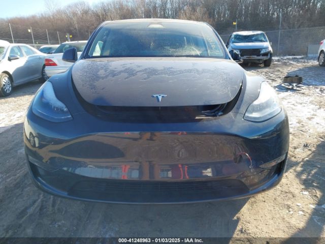 7SAYGAEE5RF201368 Tesla Model Y Long Range Dual Motor All-wheel Drive