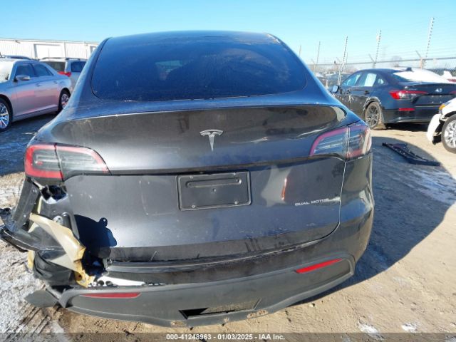 7SAYGAEE5RF201368 Tesla Model Y Long Range Dual Motor All-wheel Drive