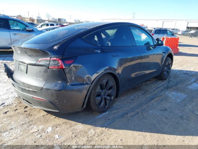 7SAYGAEE5RF201368 Tesla Model Y Long Range Dual Motor All-wheel Drive
