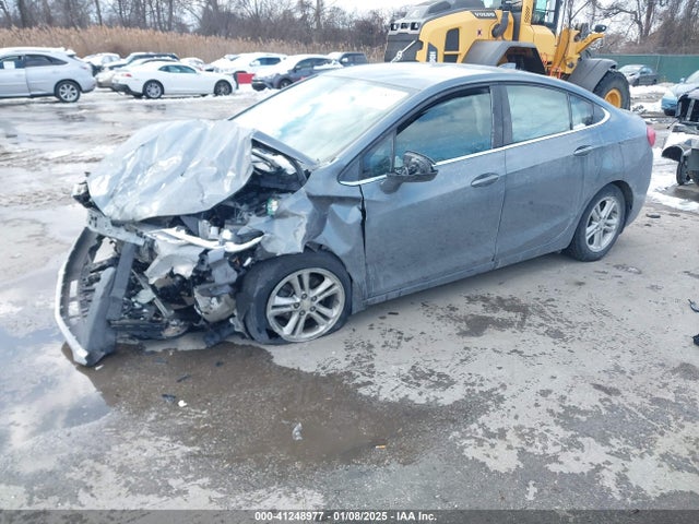 Chevrolet Cruze Lt Auto 2018 1G1BE5SM6J7155144 Image 2