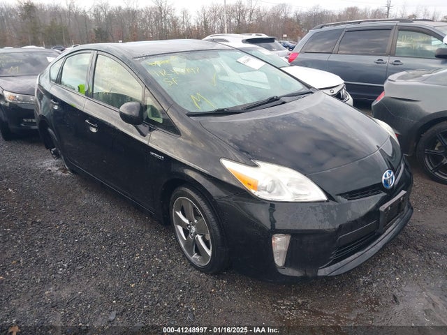 41248997 :رقم المزاد ، JTDKN3DU0D1661164 vin ، 2013 Toyota Prius Three Se مزاد بيع