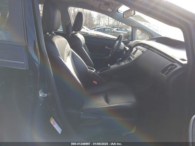 41248997 :رقم المزاد ، JTDKN3DU0D1661164 vin ، 2013 Toyota Prius Three Se مزاد بيع