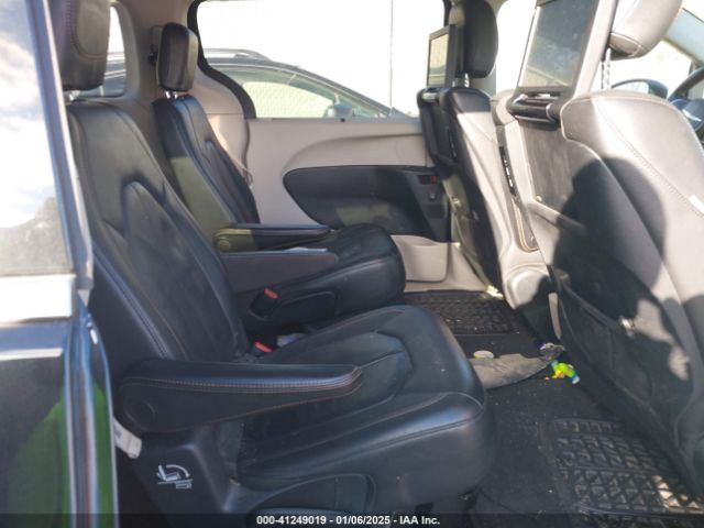 2C4RC1EG5JR352606 Chrysler Pacifica Touring L Plus
