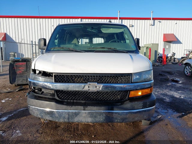 1GAZGPFG3J1331501 Chevrolet Express 3500 Lt