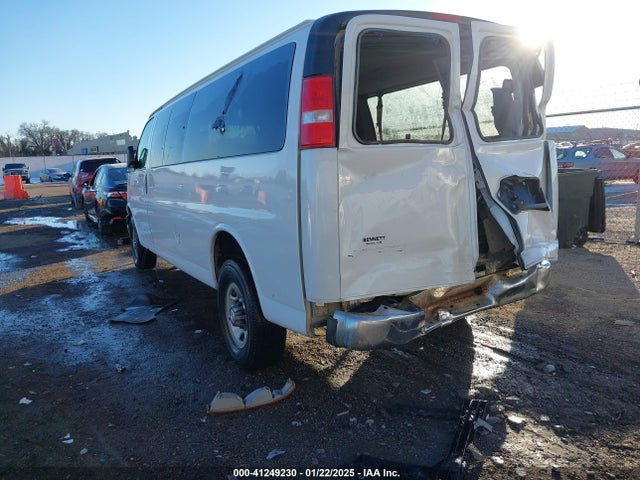 1GAZGPFG3J1331501 Chevrolet Express 3500 Lt