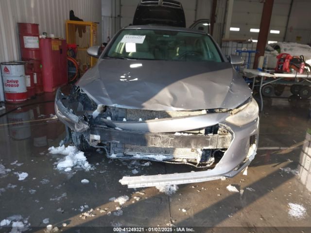 5NPD74LF0HH038380 Hyundai ELANTRA SE