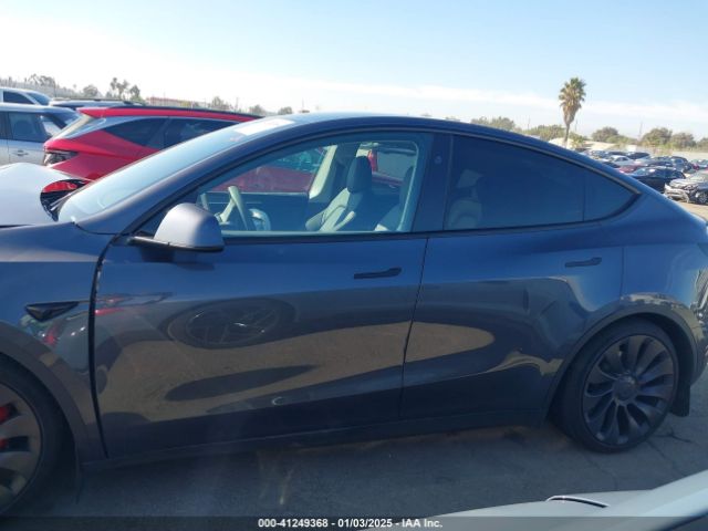 7SAYGDEF1PF940230 Tesla Model Y Performance Dual Motor All-wheel Drive