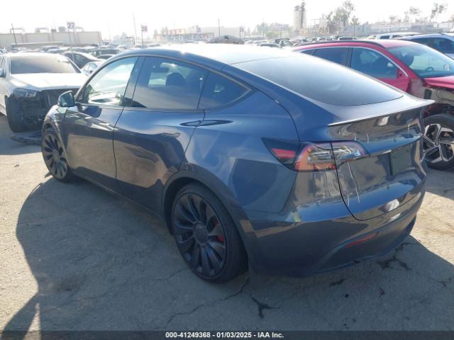 7SAYGDEF1PF940230 Tesla Model Y Performance Dual Motor All-wheel Drive