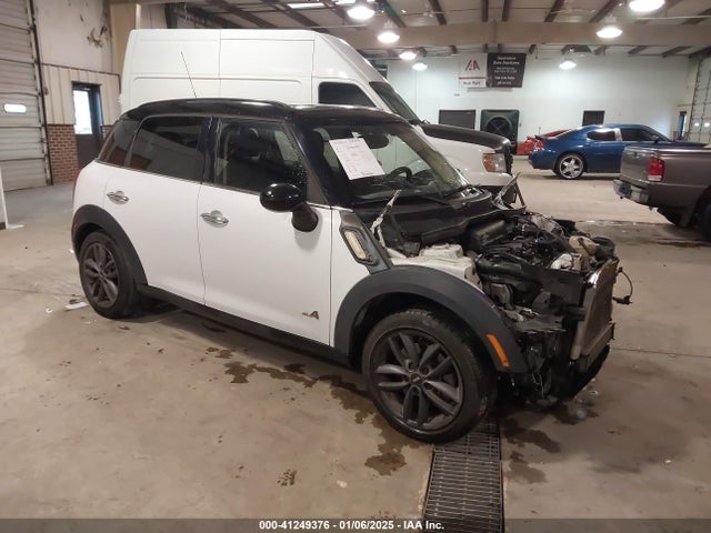 2013 MINI COUNTRYMAN WMWZC5C56DWM15231 Photo 0