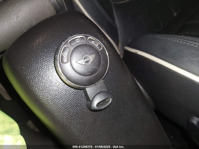 2013 MINI COUNTRYMAN WMWZC5C56DWM15231 Photo 10