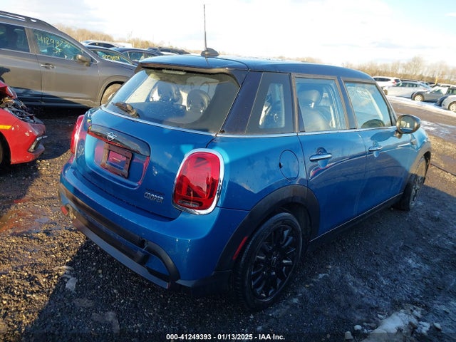2022 MINI HARDTOP WMW33DK09N2P67914 Photo 3