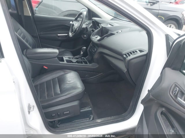 Ford ESCAPE SE 2017 1FMCU9GD0HUC12038 Image 5