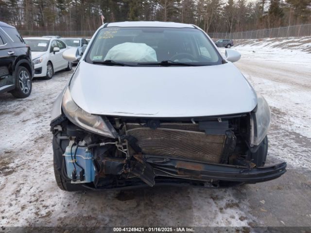KNDPBCAC2F7792610 KIA Sportage Lx