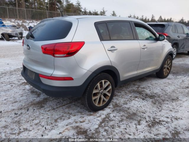 KNDPBCAC2F7792610 KIA Sportage Lx