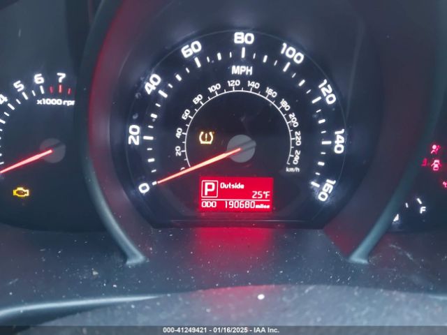KNDPBCAC2F7792610 KIA Sportage Lx