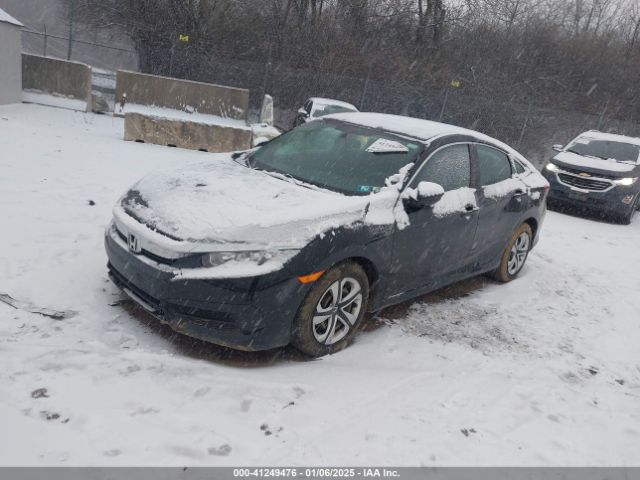 2HGFC2F58HH557666 Honda Civic Lx