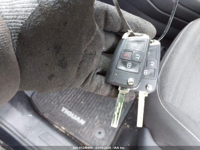 3VVFB7AX3RM088885 Volkswagen Tiguan 2.0t S