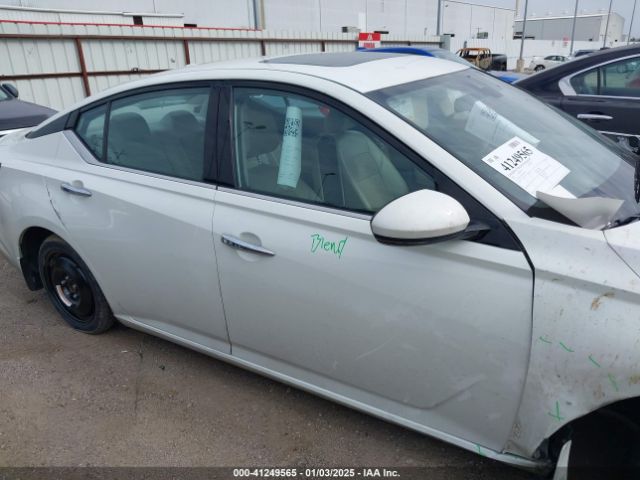 1N4BL4EV0NN406839 Nissan Altima Sl Fwd