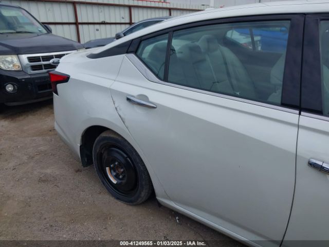 1N4BL4EV0NN406839 Nissan Altima Sl Fwd
