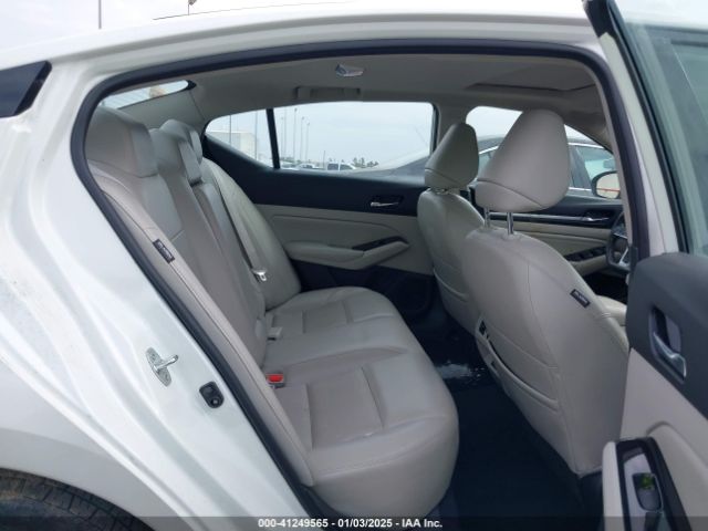 1N4BL4EV0NN406839 Nissan Altima Sl Fwd
