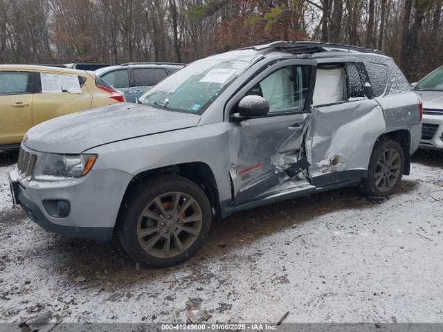 Jeep Compass 75th Anniversary 2016 1C4NJDBB5GD707672 Image 2