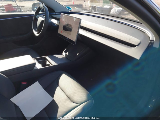 2024 TESLA MODEL 3 5YJ3E1EB3RF816150 Photo 4