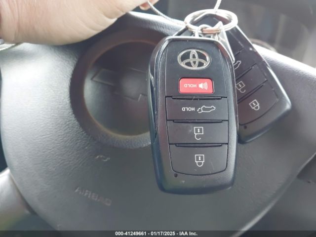 5TDKBRCH8RS607251 Toyota Highlander Hybrid Xle