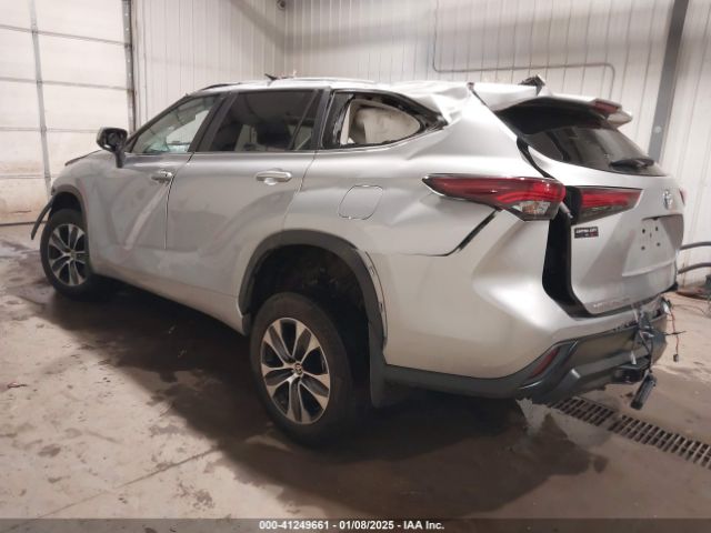 5TDKBRCH8RS607251 Toyota Highlander Hybrid Xle