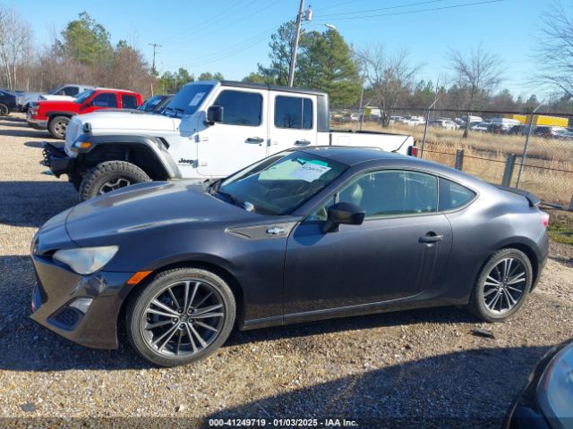 JF1ZNAA13E9703509 Scion FR-S