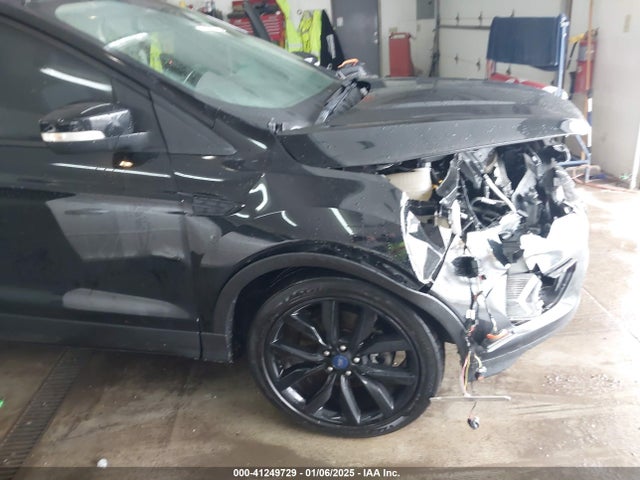 Ford Escape Titanium 2017 1FMCU9JDXHUD16223 Image 18