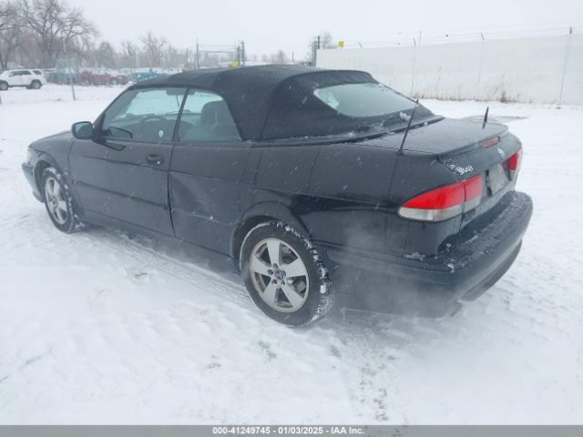 2002 SAAB 9-3 YS3DF78KX27000119 Photo 2