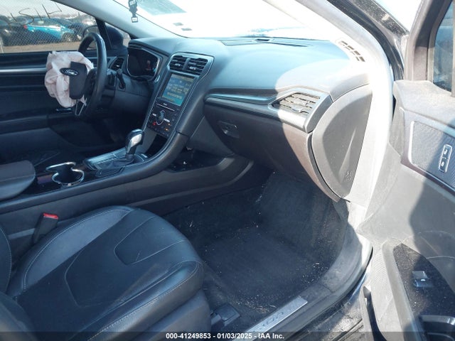 Продажа на аукционе авто 2016 Ford Fusion Titanium, vin: 3FA6P0D90GR206059, номер лота: 41249853