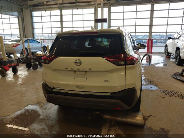 5N1AT3CAXMC737806 Nissan Rogue Sl Fwd