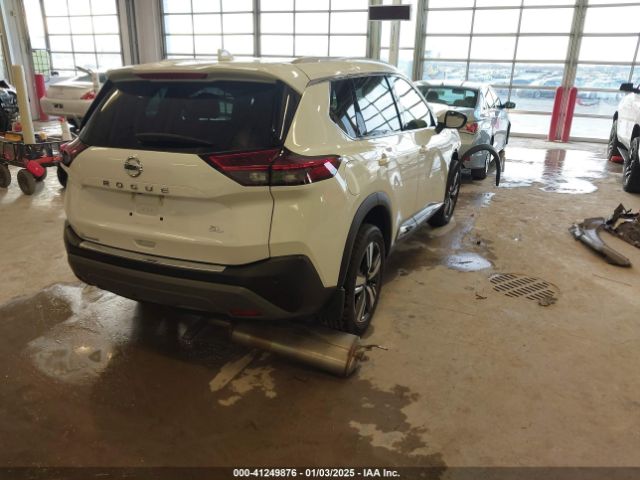 5N1AT3CAXMC737806 Nissan Rogue Sl Fwd