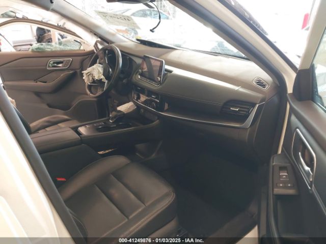5N1AT3CAXMC737806 Nissan Rogue Sl Fwd