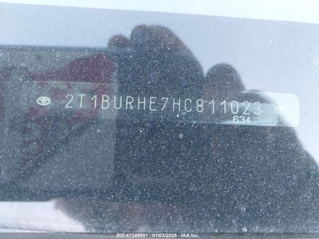 2T1BURHE7HC811023 Toyota COROLLA LE
