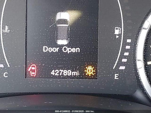 ZACCJBAB1JPJ06259 Jeep Renegade Sport 4x4