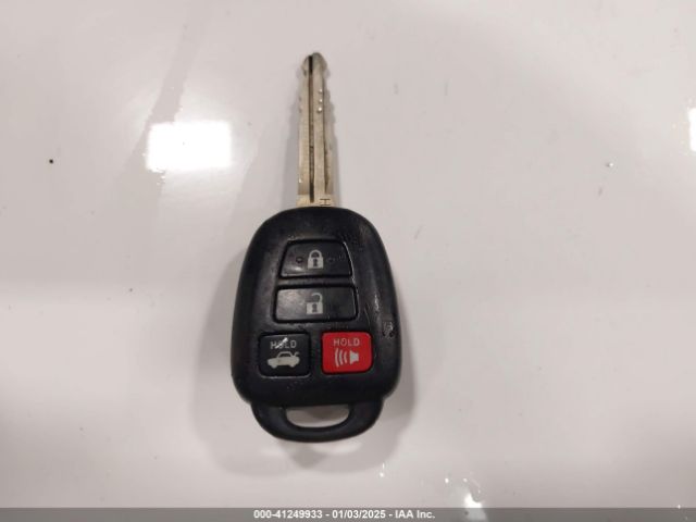 5YFBURHE3EP043262 Toyota Corolla Le Plus