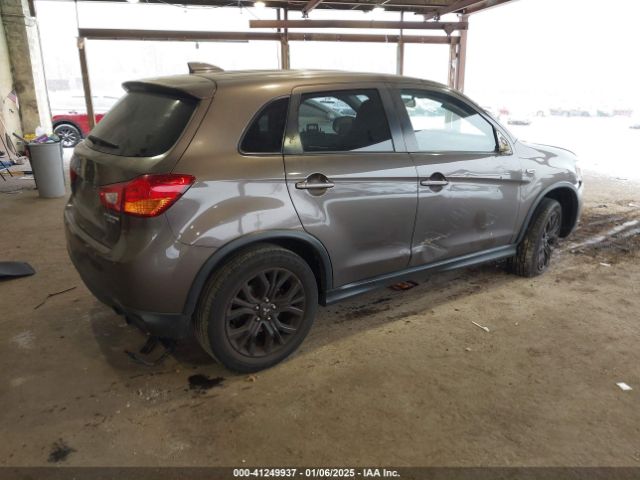2017 MITSUBISHI OUTLANDER SPORT JA4AP3AU9HZ066583 Photo 3