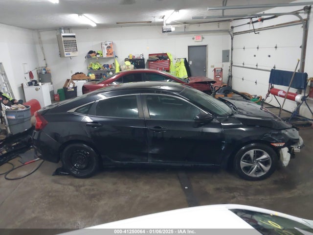 Honda Civic Lx 2019 2HGFC2F6XKH565753 Image 14