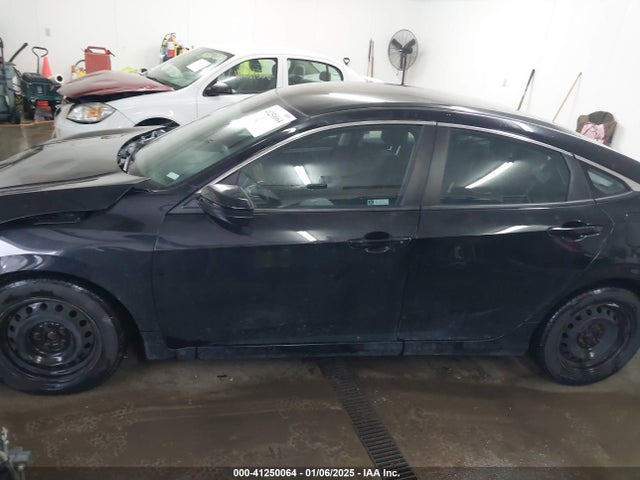 Honda Civic Lx 2019 2HGFC2F6XKH565753 Image 15