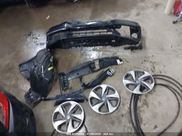Honda Civic Lx 2019 2HGFC2F6XKH565753 Image 12